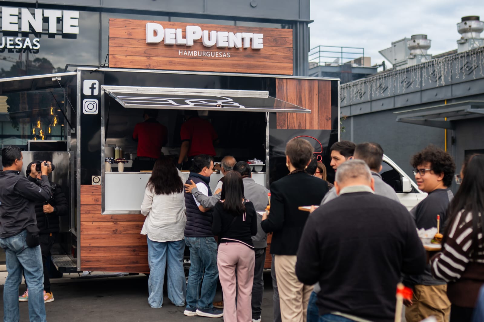 HAMBURGUESAS DEL PUENTE